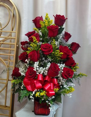 Sweet-red-rose-bouquet