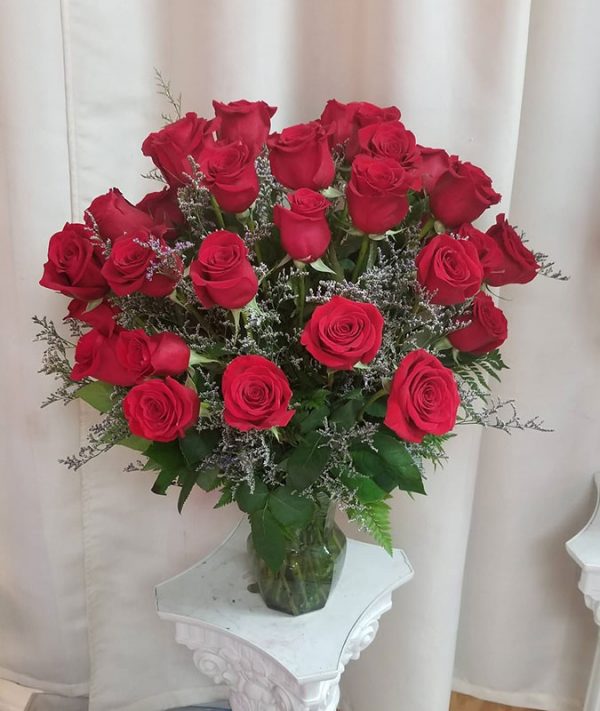 Bouquet Red Roses Iris florist