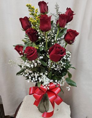 Medium-bouquet-red-roses